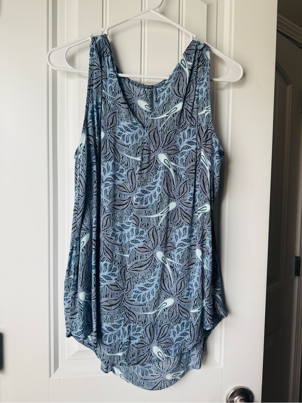 LOFT Blue Printed Scoop Neck Tank Top